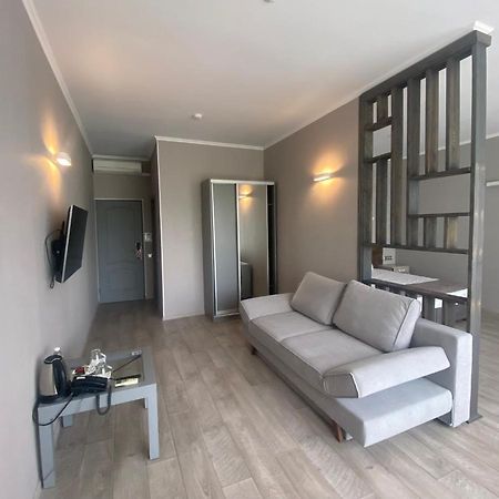 Pallada Hotel Τερνόπιλ Εξωτερικό φωτογραφία