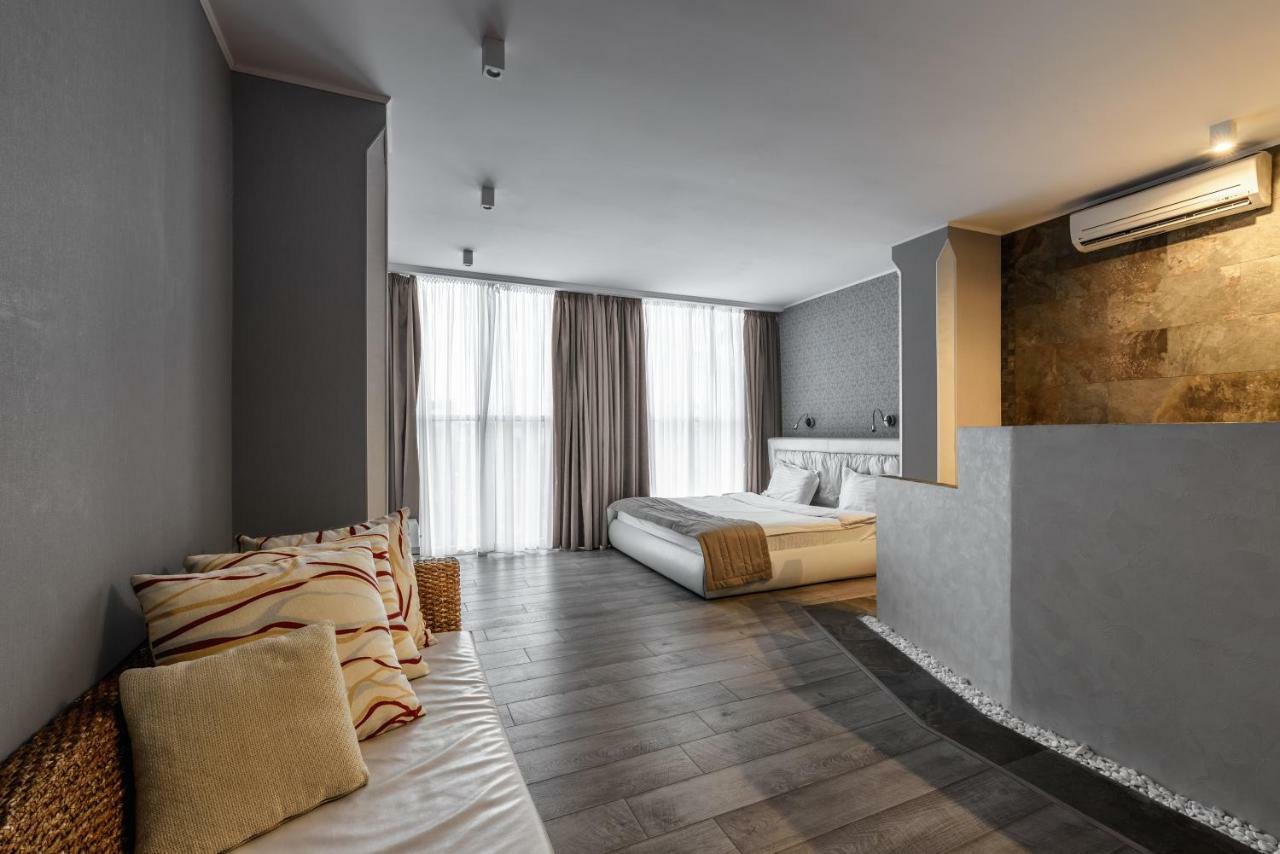 Pallada Hotel Τερνόπιλ Εξωτερικό φωτογραφία